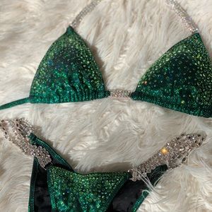 EMERALD GREEN 🍀LIME STONED COMPETITION BIKINI